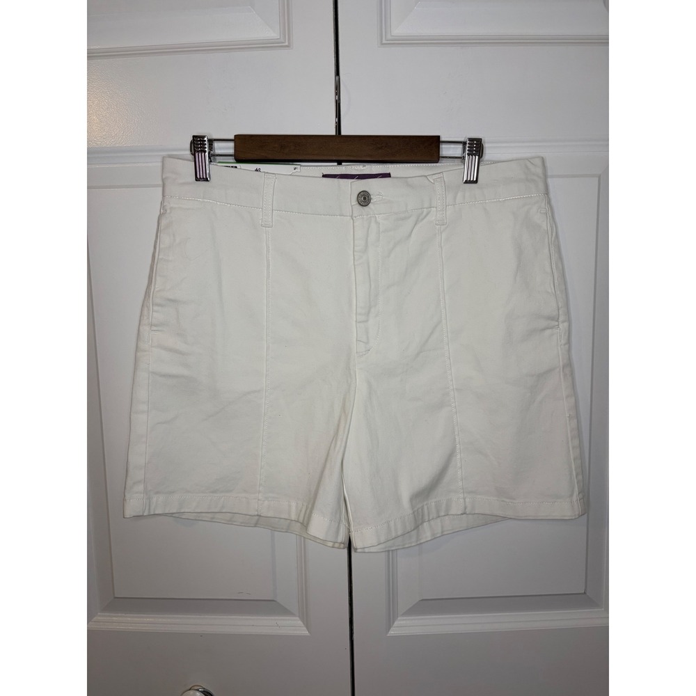 Gloria Vanderbilt Women's White Pintuck Stretch Twill Shorts Classic Rise 10 NWT